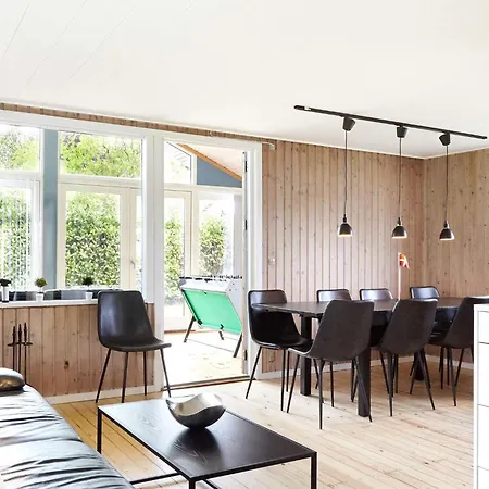 7 Person In Holbaek-by Traum *