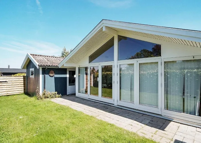 7 Person In Holbaek-by Traum Holbæk